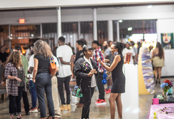 gid://shopify/MediaImage/10073260327045