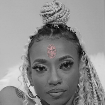 gid://shopify/MediaImage/21687474225285